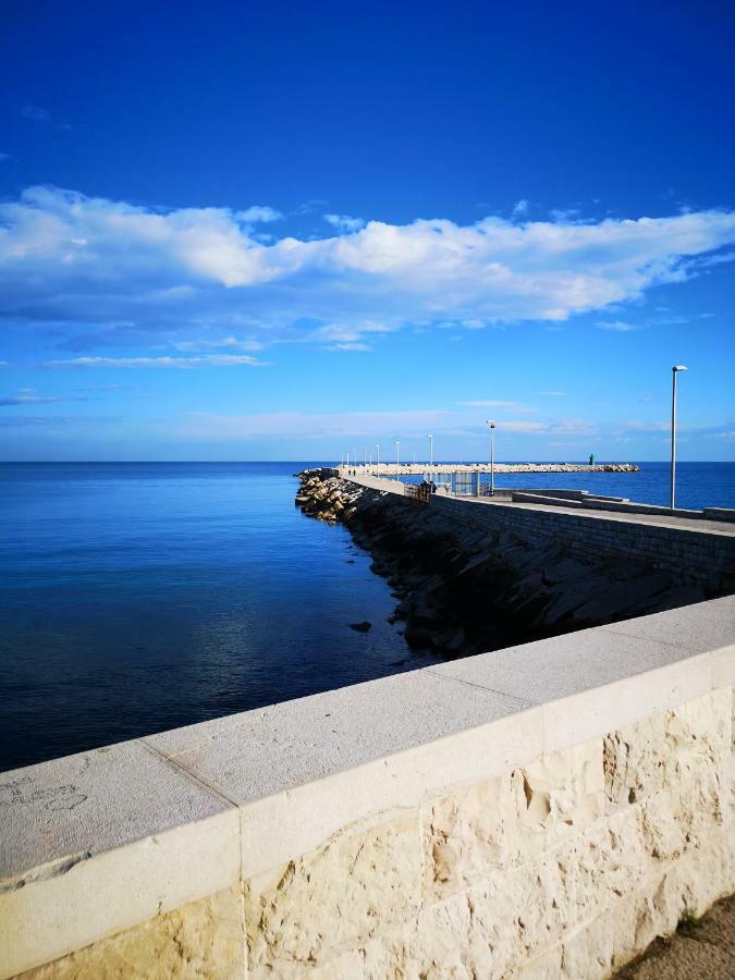 Come Una Volta Trani Luaran gambar